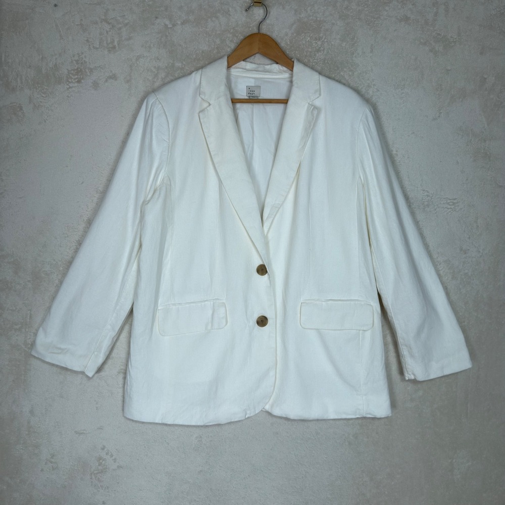 A New Day White Linen Blend Two Button Blazer Jacket Women Large Minimalist